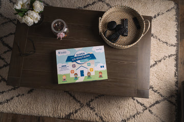Enfants jouant à Super Co-quotidien, un jeu éducatif inclusif qui développe l'autonomie et la coopération, adapté aux enfants avec TSA, T21, et DYS, autisme